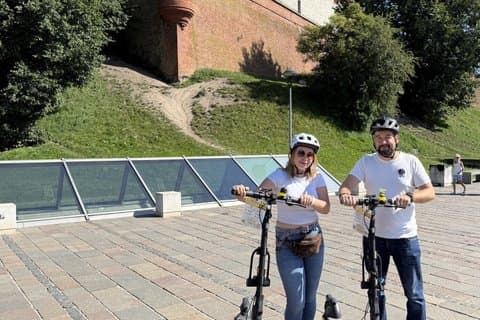Kraków Guided E-Scooter Tour with Polish Food Tasting