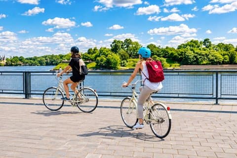 Warsaw E-Bike Tour: Old Town & City Centre Guided (1.5h or 3.5h)