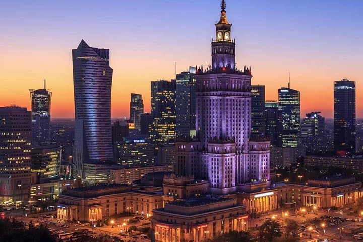 Old Town with Royal Castle + Palace of Culture&Science: PRIVATE TOUR /Pick-up/