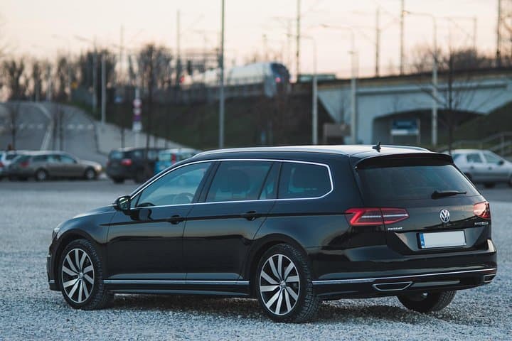 Krakow / Cracow Balice Airport - Warszawa City Warsaw Airports Private transfer