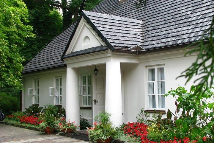 Frederic Chopin Warsaw & Zelazowa Wola private tour with coffee