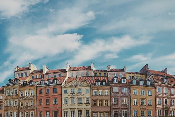 Private Transfer from Krakow to Warsaw with 2h of Sightseeing