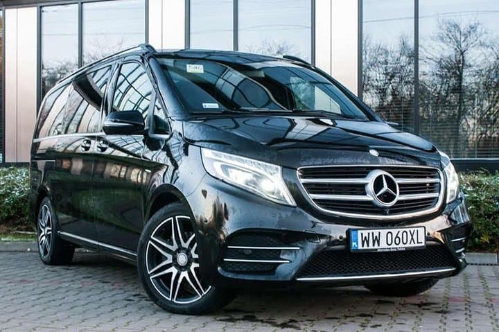 Wroclaw city private transfer-Krakow Balice Airport
