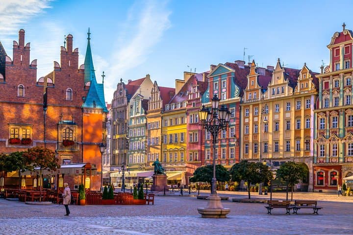Private transfer Warsaw-Wrocław or Wrocław-Warsaw