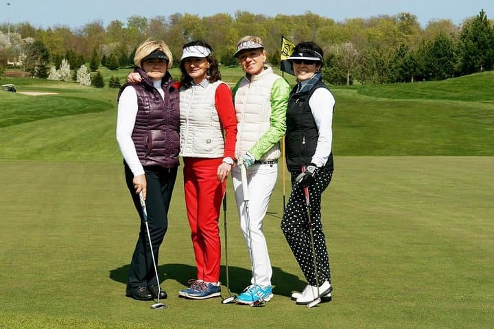 Transfer to Sierra Golf Club - active recreation