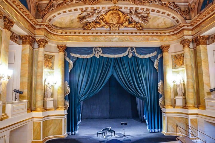 Explore Warsaw’s Art and Culture with a Local