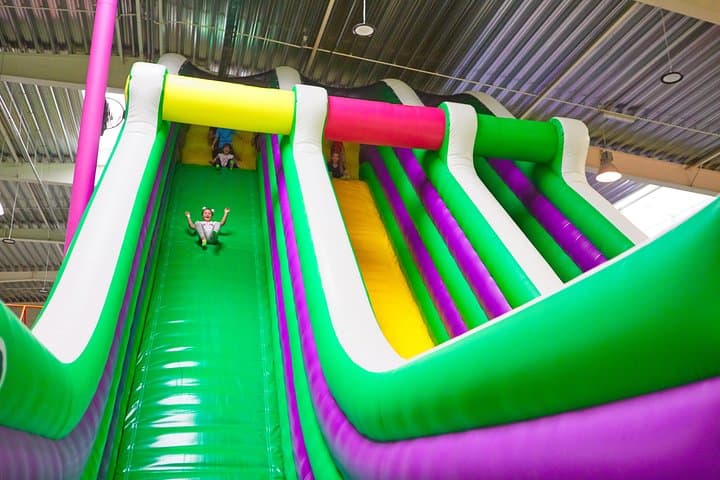 GOjump MEGAPARK Kraków-Sikorki 1h ticket: GOair Inflatable Park