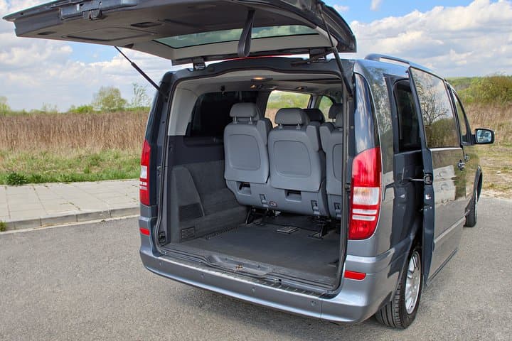 Private Door-to-Door Transfer from Krakow to Vienna