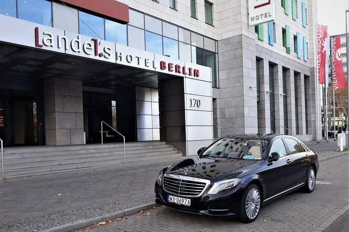 Luxury transport from/to Warsaw - Berlin / Tegel / Schönefeld by private car