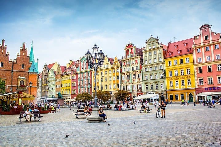 Private Transfer from Kraków John Paul II (KRK) Airport to Kraków City