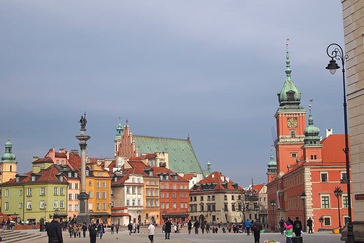 Private tour of the best of Warsaw - Sightseeing, Food & Culture with a local
