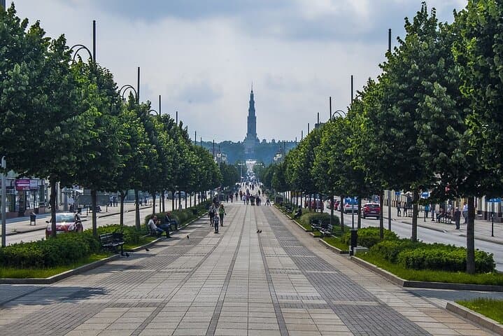 Jasna Gora & Black Madonna Small Group Tour from Warsaw with Lunch