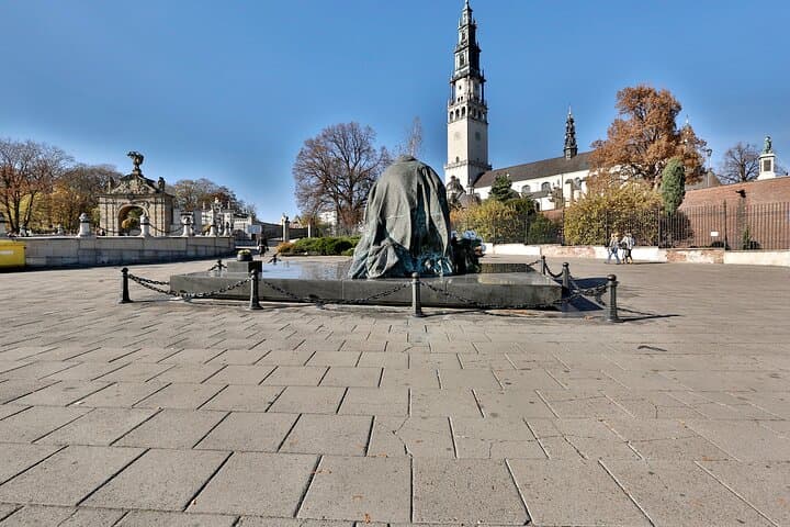 Full-Day Pilgrimage to the Black Madonna from Krakow