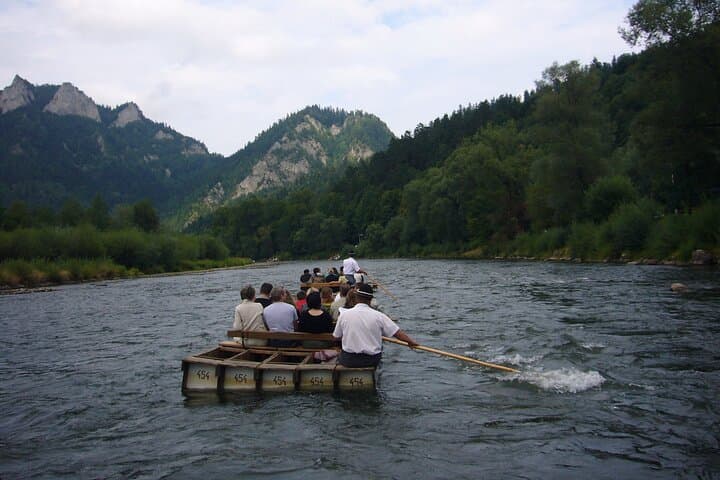 Best Value Tour for Classic Rafting in Dunajec River Gorge from Krakow