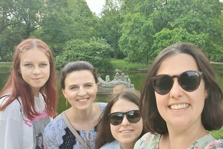Warsaw’s Muranów: Jewish Heritage Exploration Game and Tour
