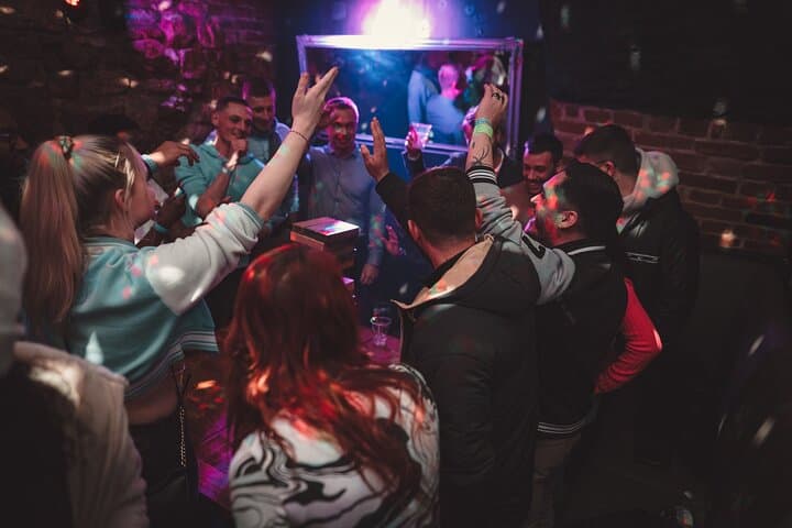 Krakow Club Crawl with 1 Hour Free Alcohol & Free VIP Entrance