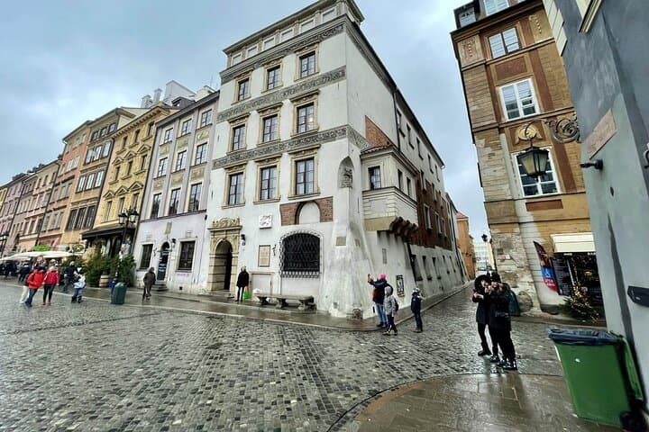 Warsaw's Old Town A Self-Guided Audio Tour
