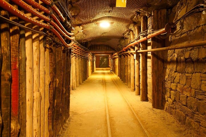 Skip-the-Line Wieliczka Salt Mine Tour from Katowice by Car