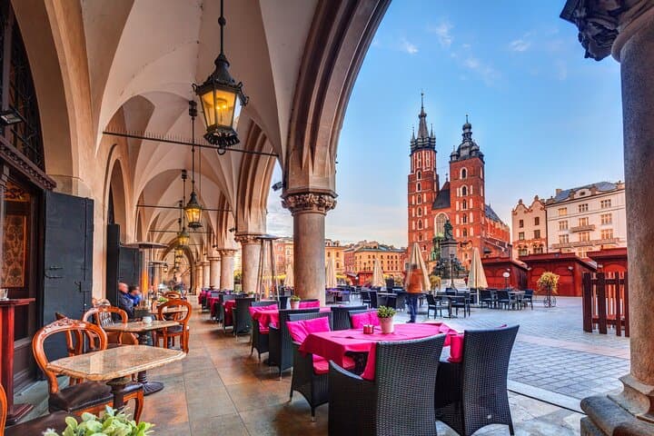 Czartoryski Palace Museum Tickets and Krakow Old Town Tour