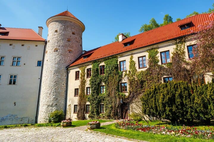 Krakow: Pieskowa Skala Castle Private Guided Tour
