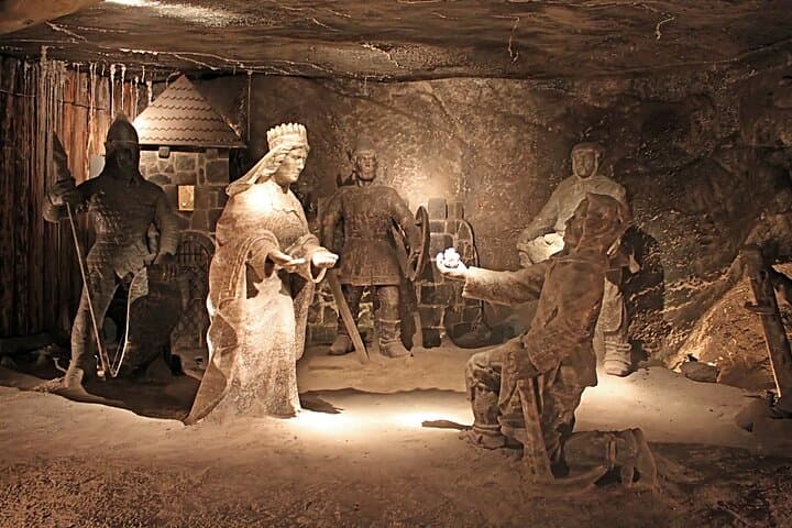 Wieliczka Salt Mine Guided Tour with Transport