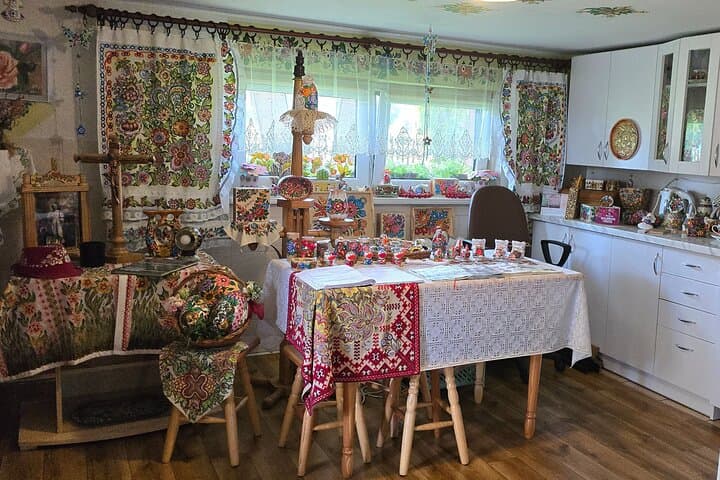 From Krakow: Zalipie Village Day-Tour