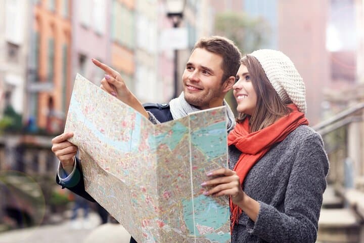 Warsaw: Old Town Highlights Private Walking Tour