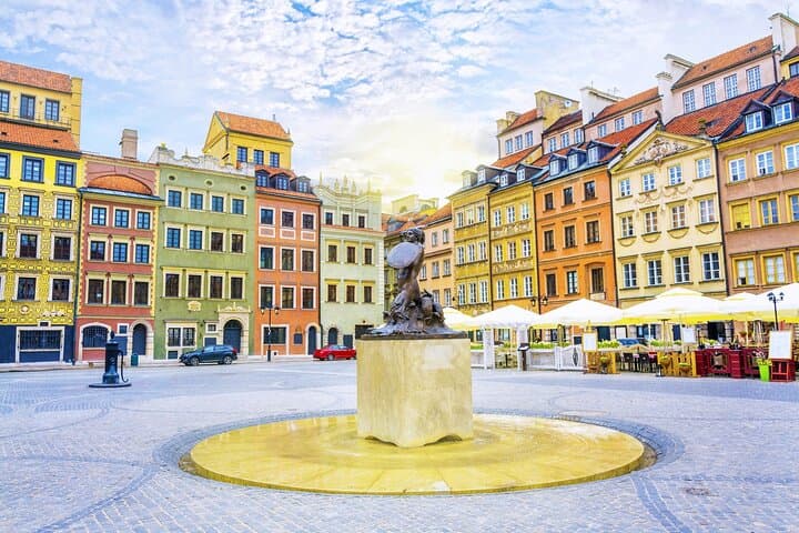 Warsaw: Old Town Highlights Private Walking Tour