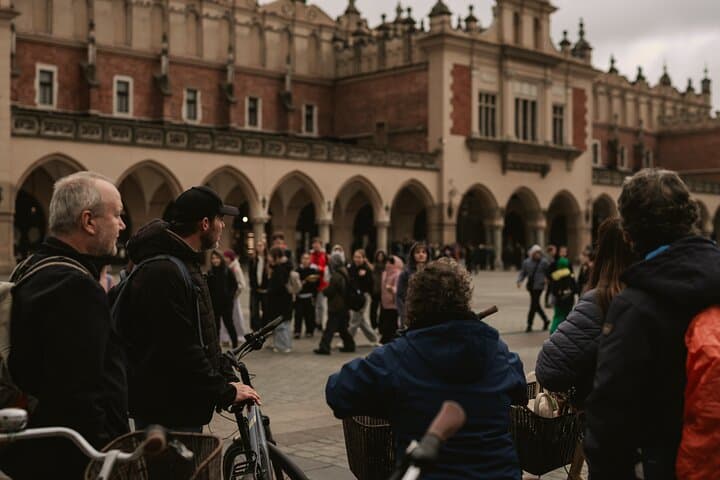 Discover Kraków by Bike with a Dutch guide
