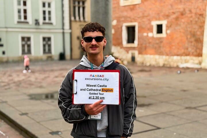 Krakow: Wawel Castle & Cathedral Guided Tour
