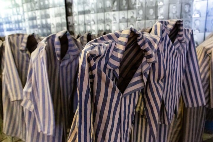 Krakow Auschwitz Birkenau Tour with Transfer