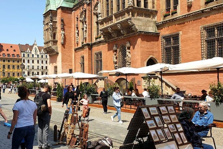 Wroclaw - with the "bomb" through the city! Guided tour with tasting