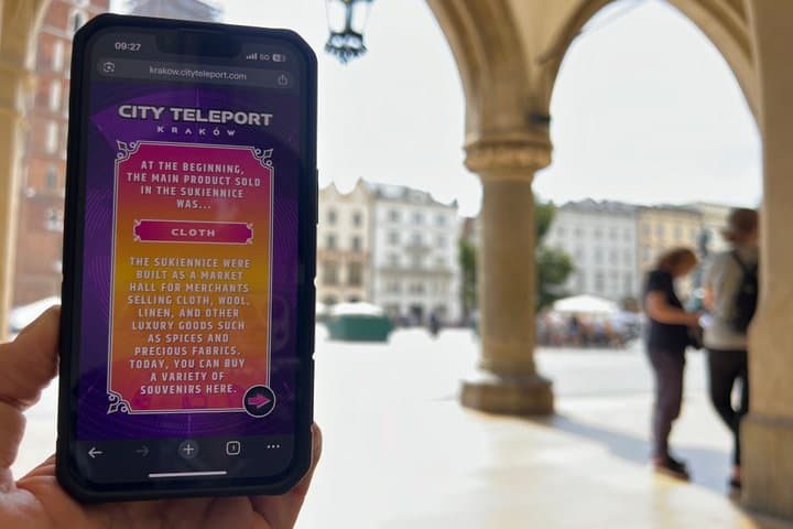 30 Minute Interactive City Game at Krakow Old Town