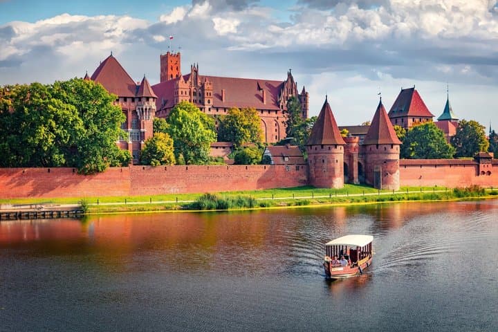 Private Malbork Castle Tour from Gdańsk Teutonic Fortress
