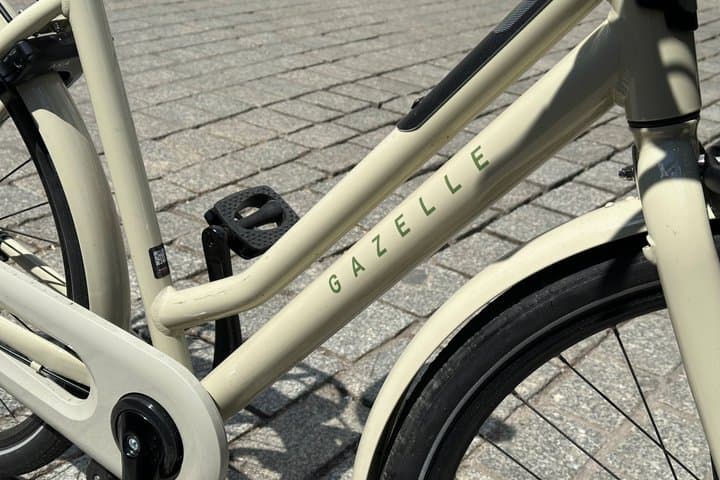 Krakow Full Day Bike Rental with City Routes and Local Tips