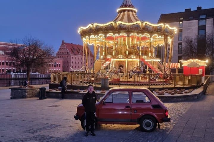 Self Drive Tour in a Vintage Fiat 126p Maluch through Gdansk