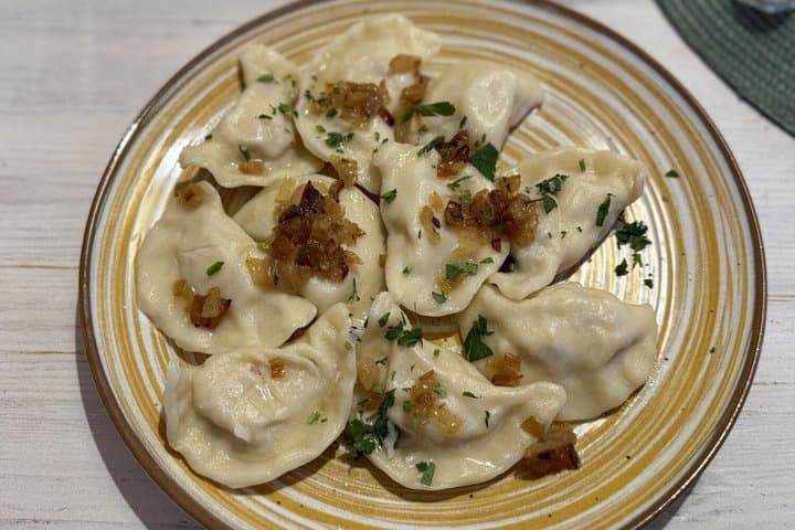 Kraków Guided E-Scooter Tour with Polish Food Tasting