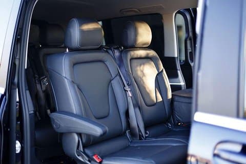 Minivan up to 7 people