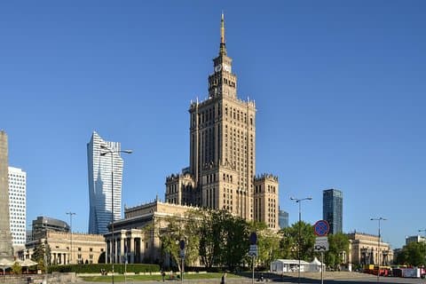 Fast-Track Palace of Culture and Science Warsaw Private Tour