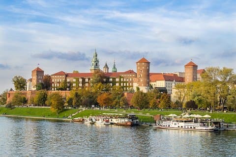 Warsaw to Krakow Private Day Trip with Transport and Guide