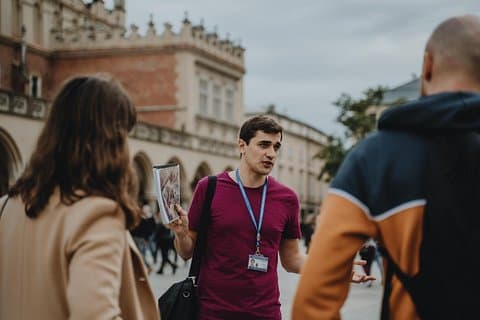 Krakow Highlights: Old Town & Wawel Hill Free Walking Tour