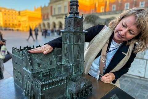Krakow: Wawel Castle, St. Mary’s & Rynek Underground Tour