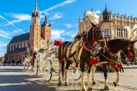 Electric Bike Tour Through Krakow Old Town and Kazimierz