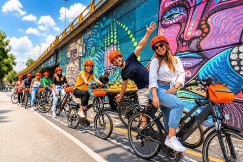 Krakow Bike Tour: Old Town & Kazimierz Guided(2h or 4h) New Bikes