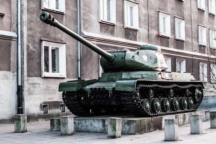 Josif Stalin II tank