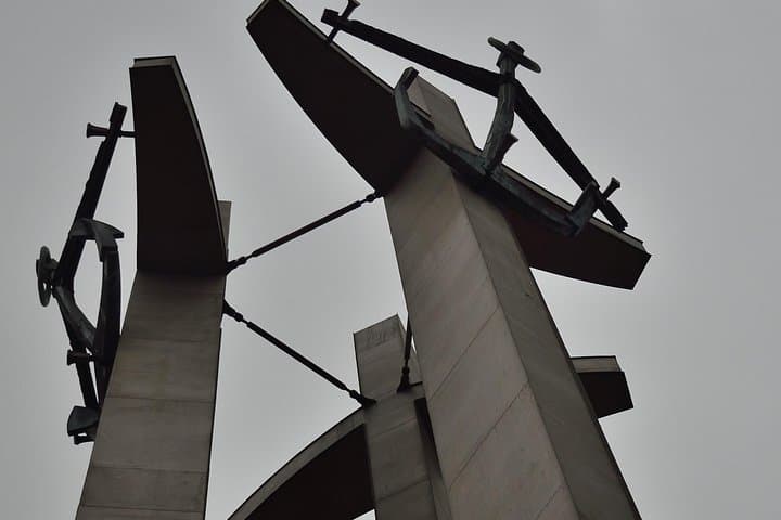 Gdansk Private Communism Tour with Solidarity Center Museum