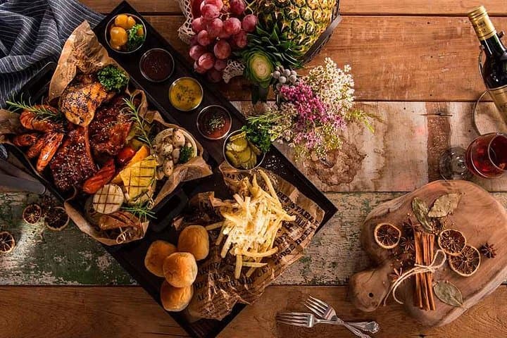 Half-Day Polish Food Walking Tour with Guide and Dinner