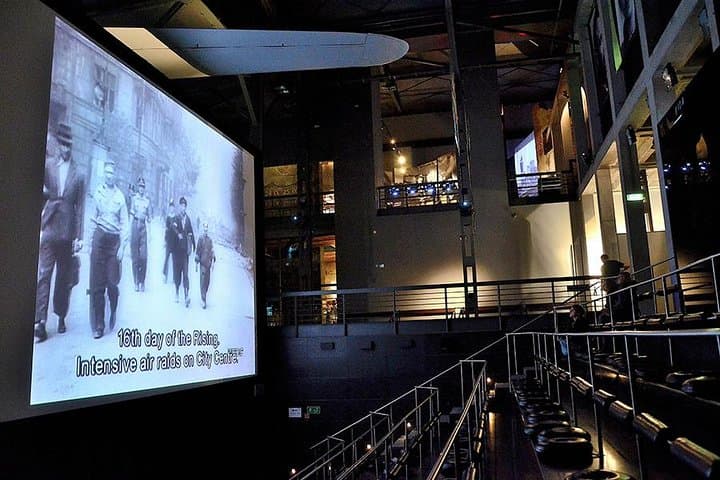 Warsaw Uprising Museum (1944) + Lazienki Park : SMALL GROUP /inc. Pick-up/