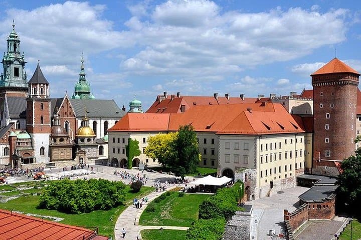 12-day tour around Poland by train
