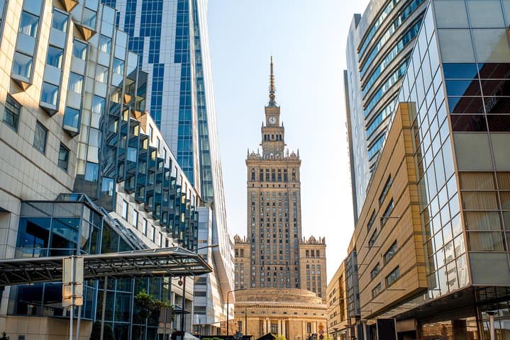 Private Warsaw City Tour with social-distance bus